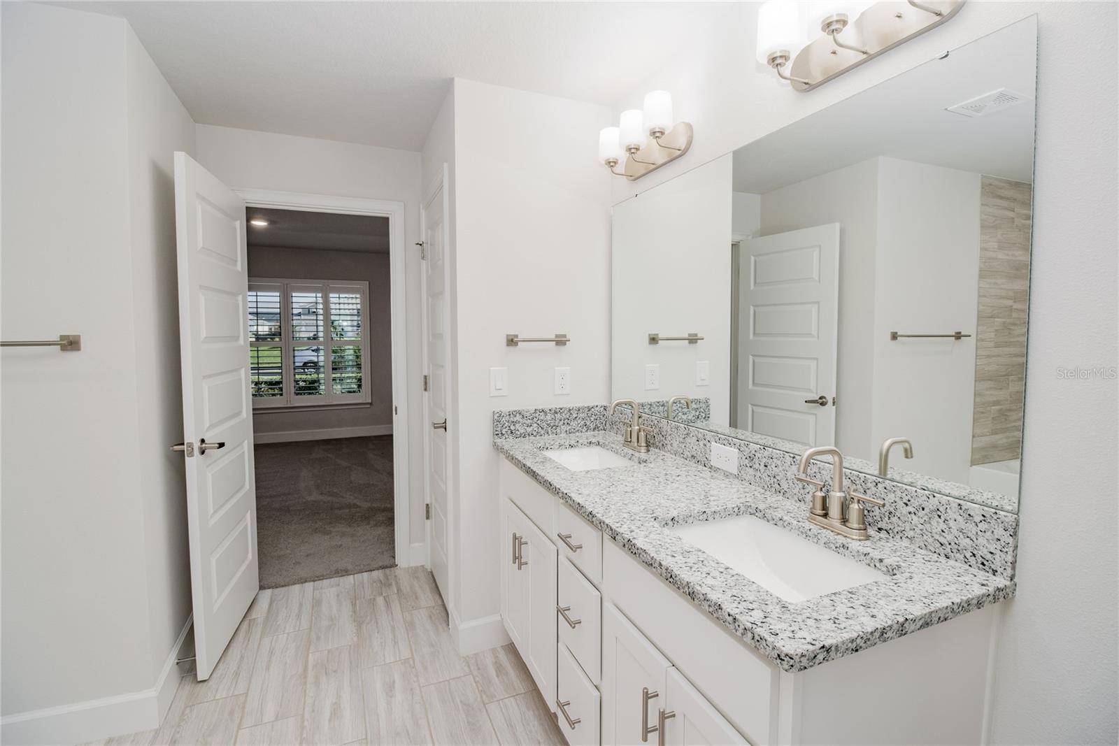 LAKE JULIANA ESTATES - Residential Lease