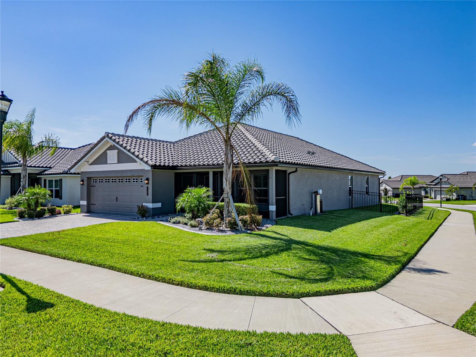 LAKE JULIANA ESTATES - Residential Lease