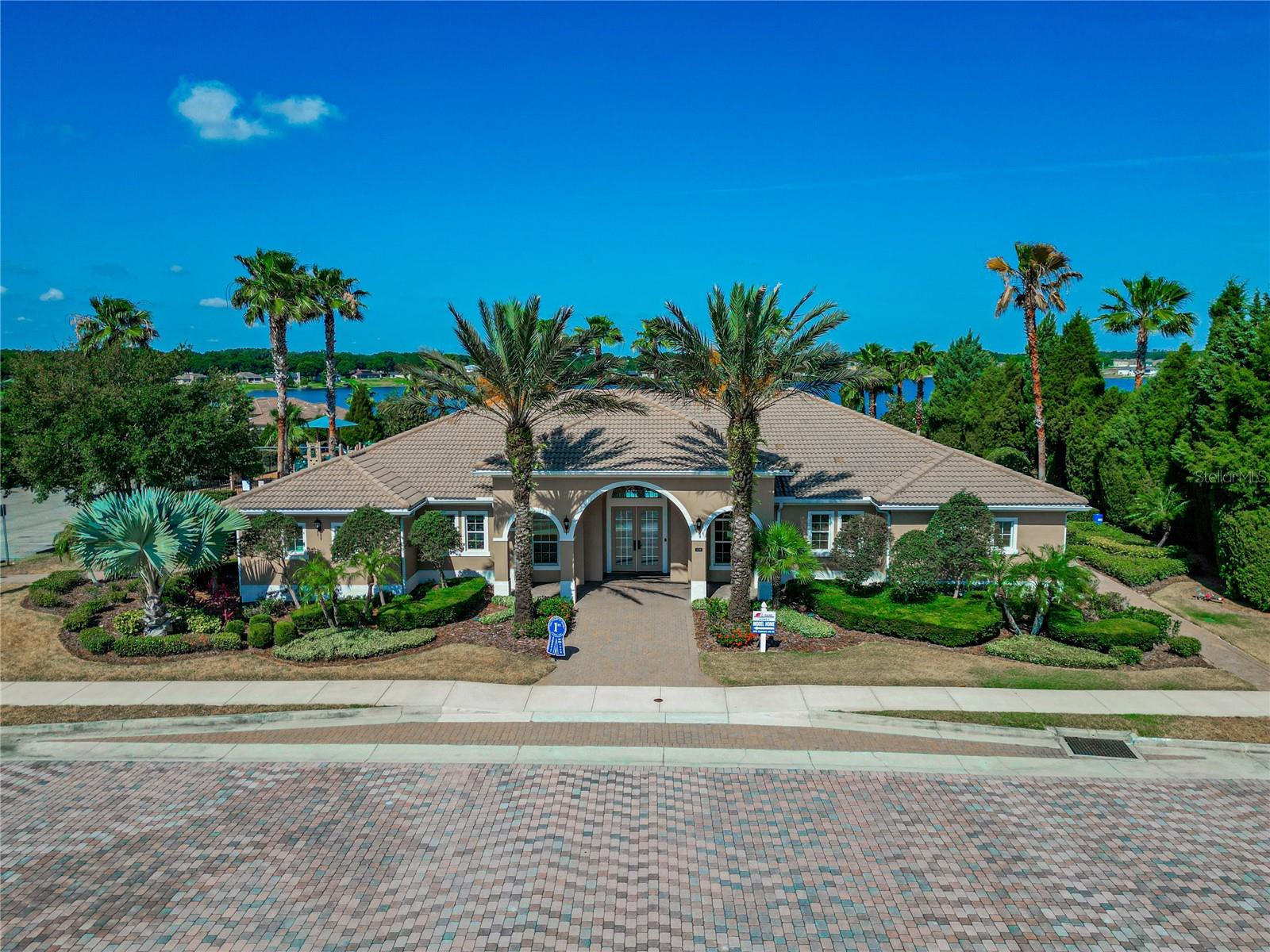 LAKE JULIANA ESTATES - Residential Lease