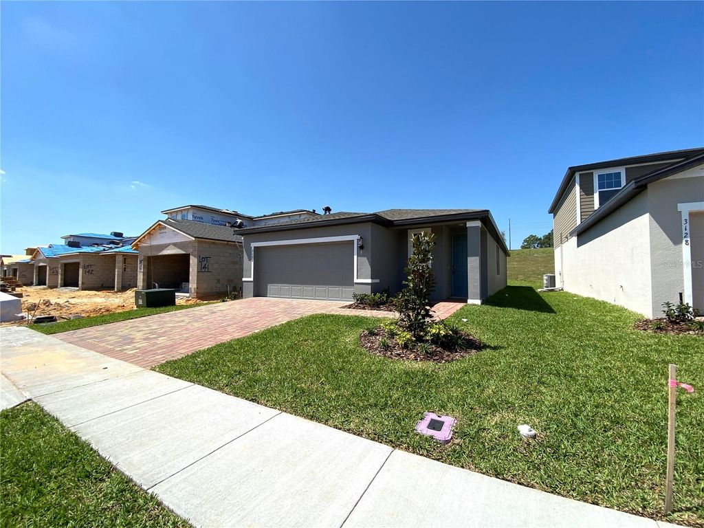 Photo of 3122 Bella Vista Drive, Davenport, FL 33897 (MLS # O6403772)