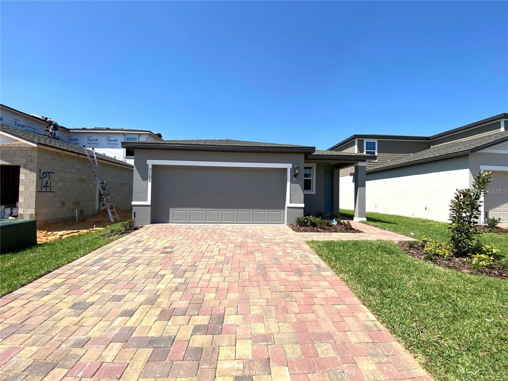 Photo of 3122 Bella Vista Drive, Davenport, FL 33897 (MLS # O6403772)