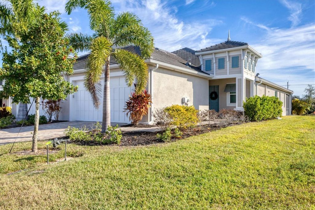 Photo of 123 Okeeffe Circle, Bradenton, FL 34212 (MLS # A4673588)