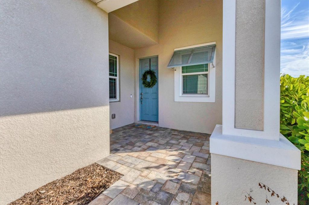 Photo of 123 Okeeffe Circle, Bradenton, FL 34212 (MLS # A4673588)