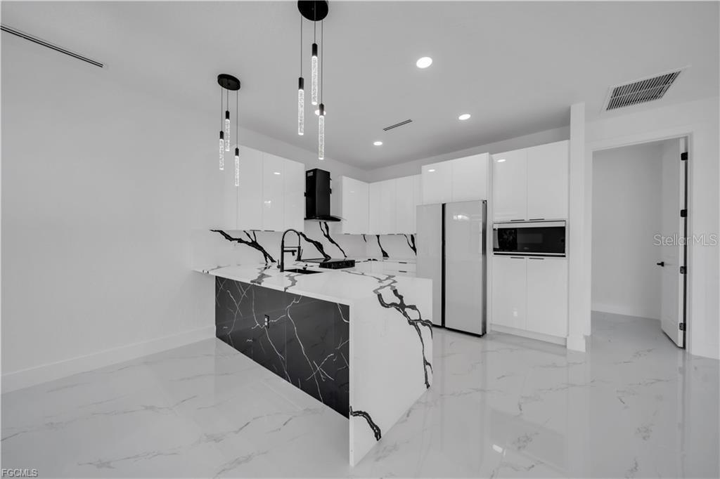 LAKEWOOD TERRACE - Residential