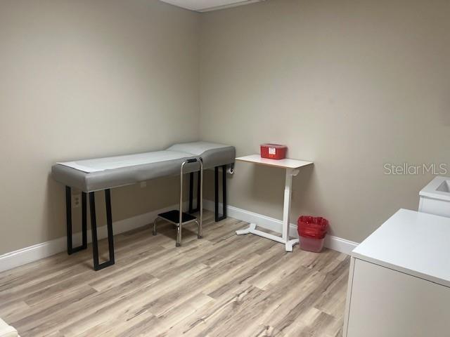 RIVER COUNTRY ESTATES - Commercial Lease