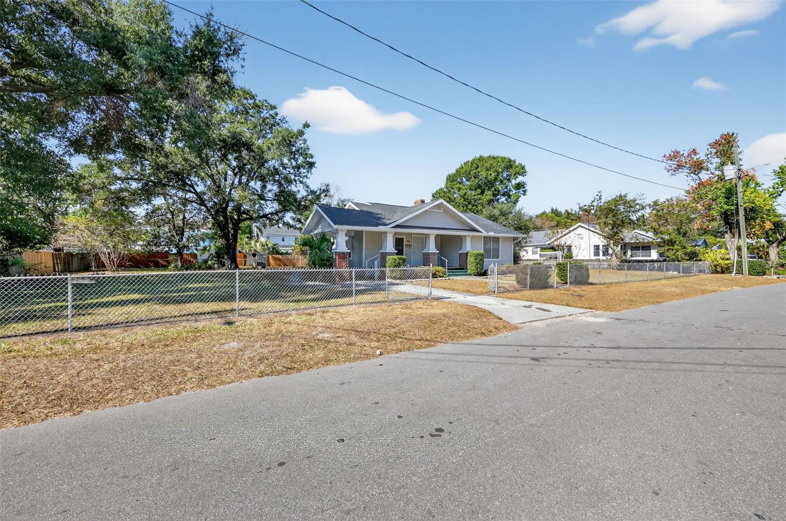 5806 N CHEROKEE AVENUE