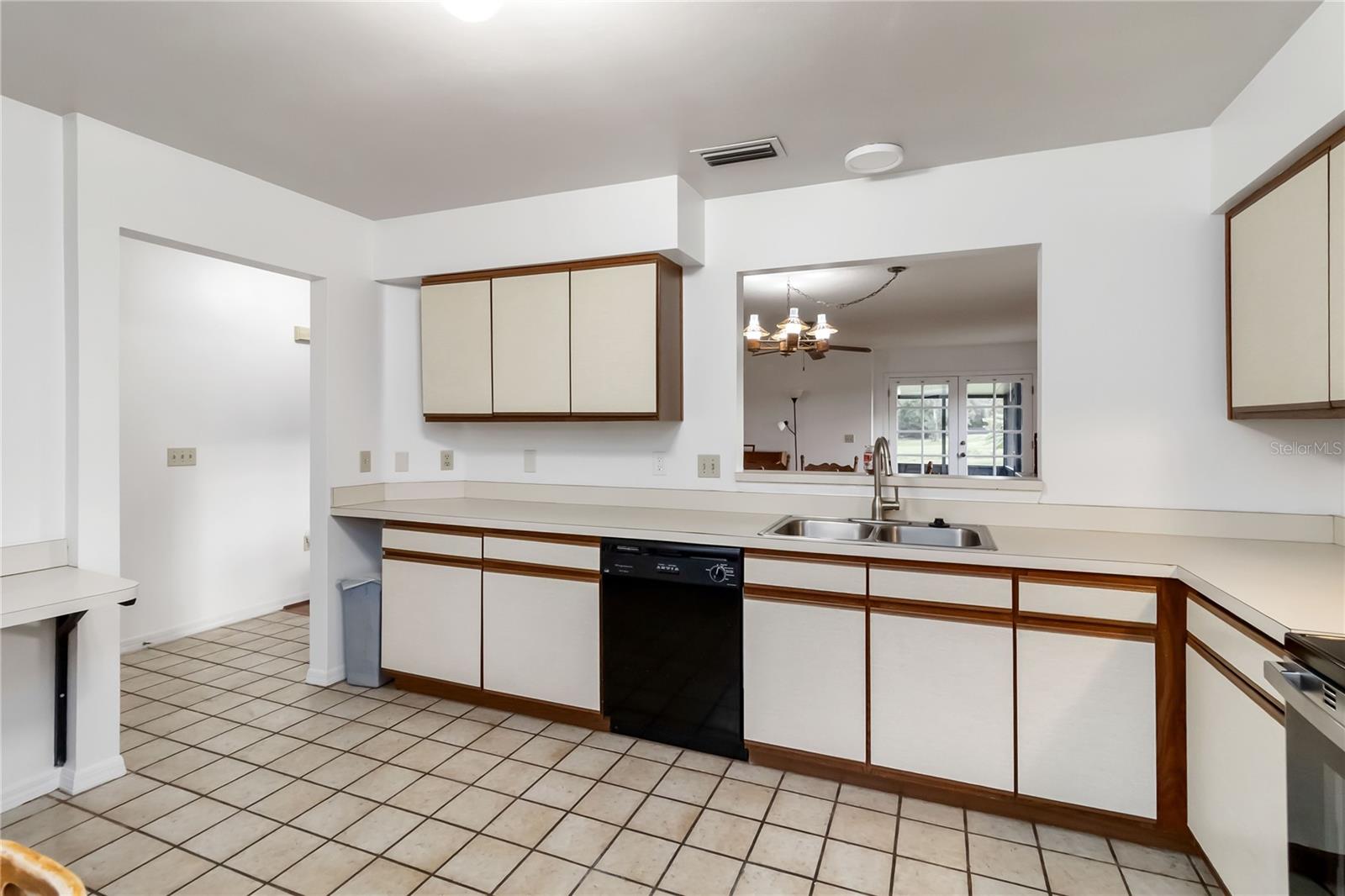 PALAMAR OAKS VILLAGE PH 2 - Residential