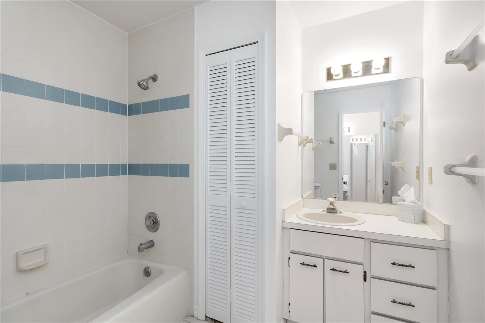 PALAMAR OAKS VILLAGE PH 2 - Residential