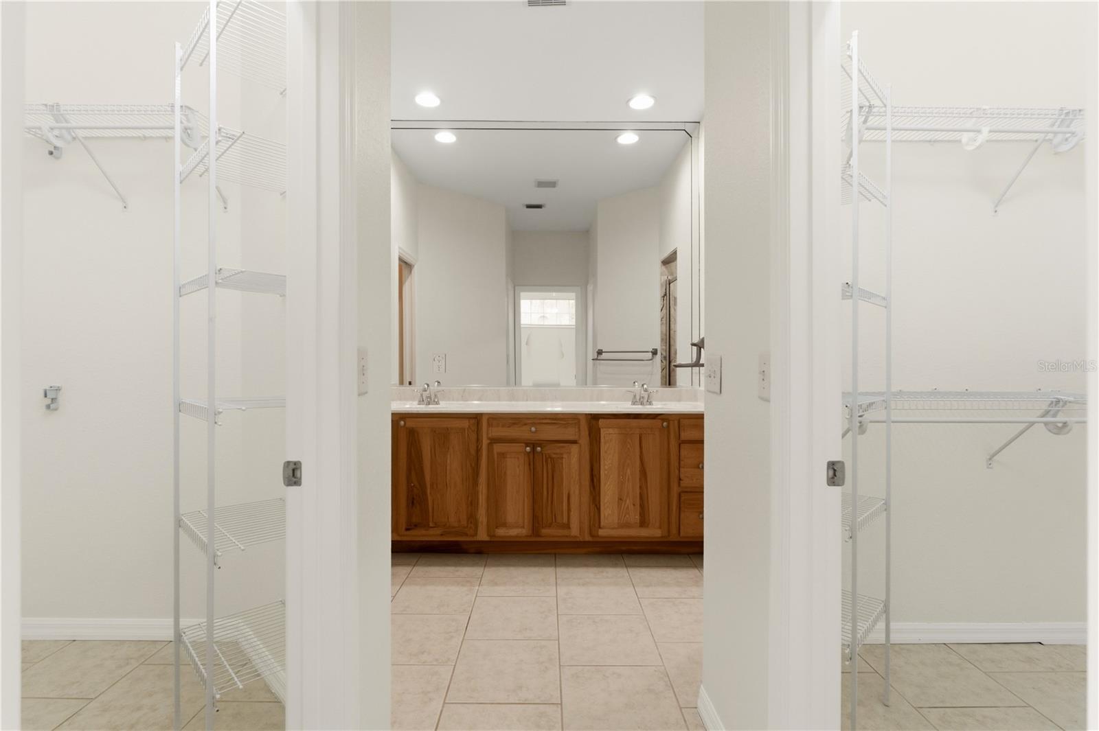 LAKE WEIR SHORES - Residential