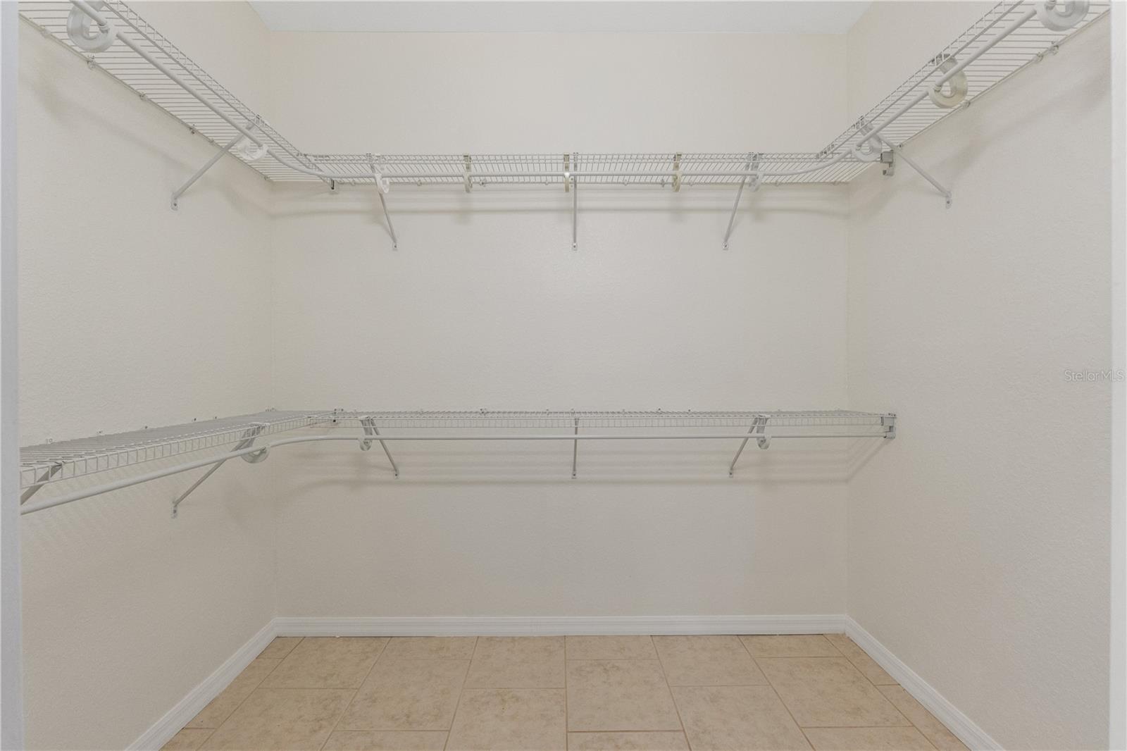 LAKE WEIR SHORES - Residential