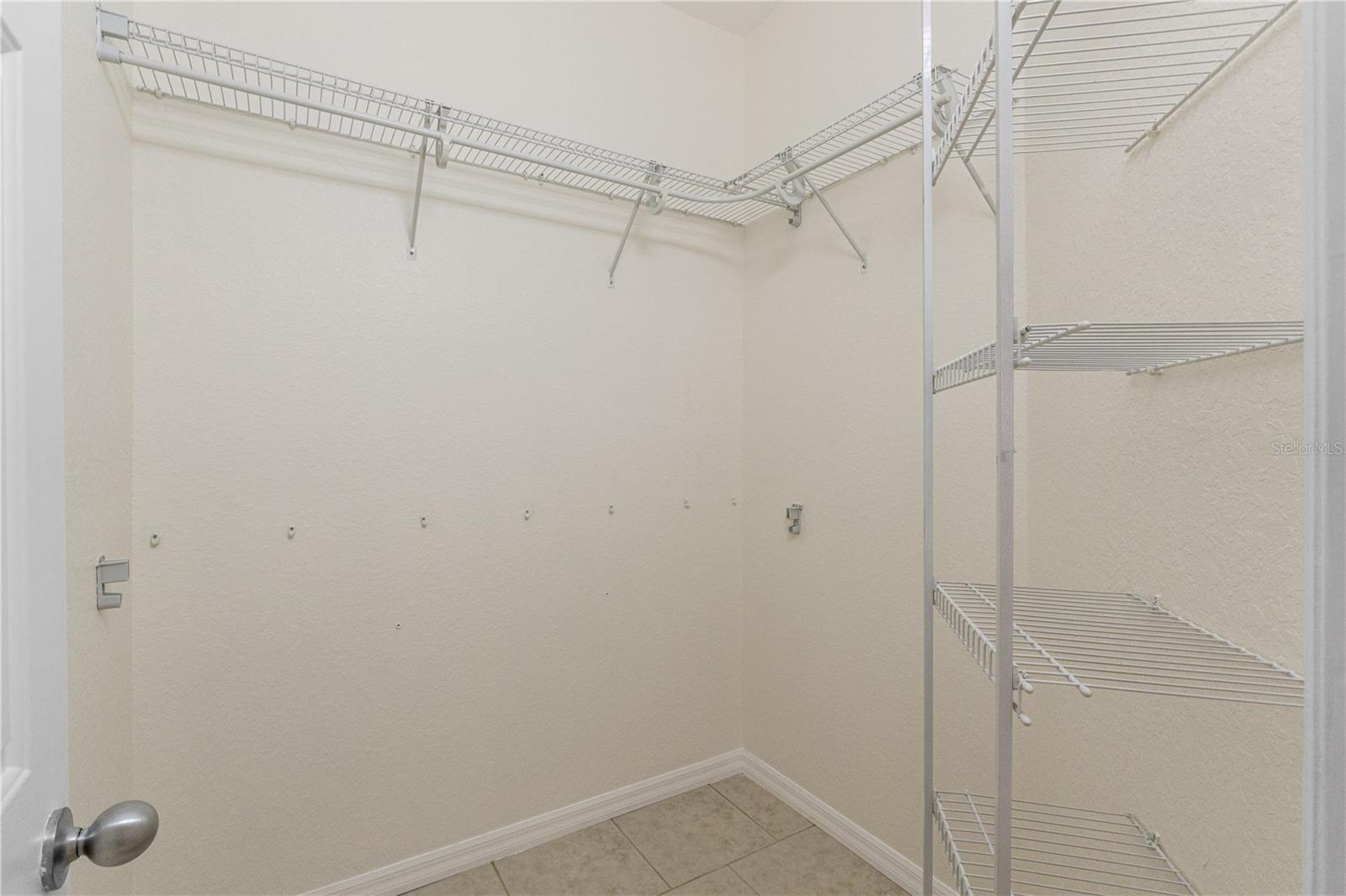 LAKE WEIR SHORES - Residential