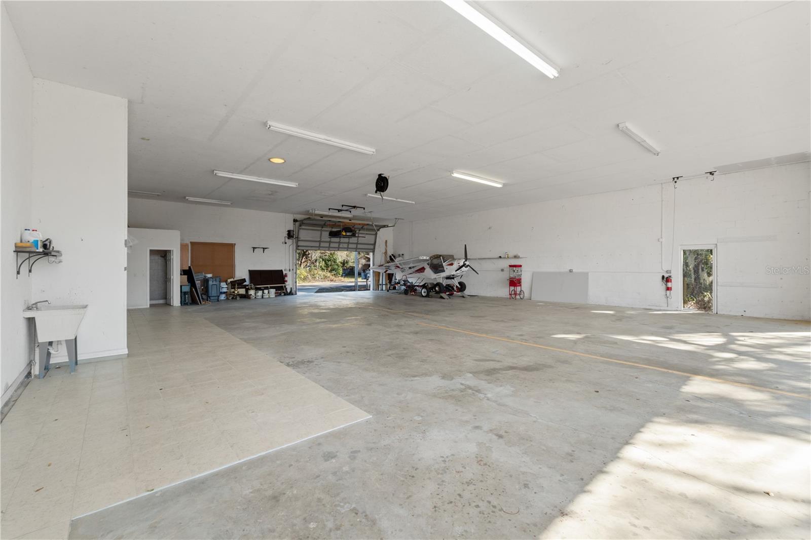 LAKE WEIR SHORES - Residential