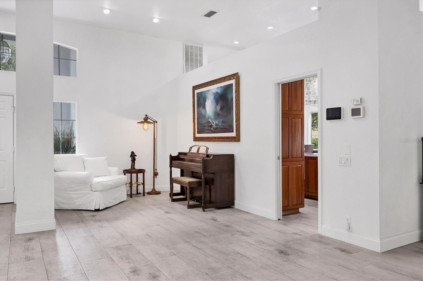 UNIVERSITY PARK COUNTRY CLUB - Residential