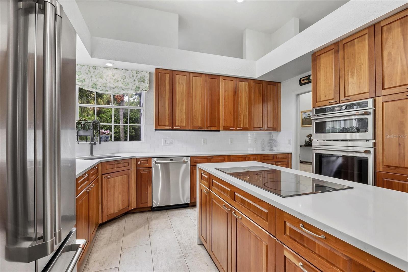 UNIVERSITY PARK COUNTRY CLUB - Residential