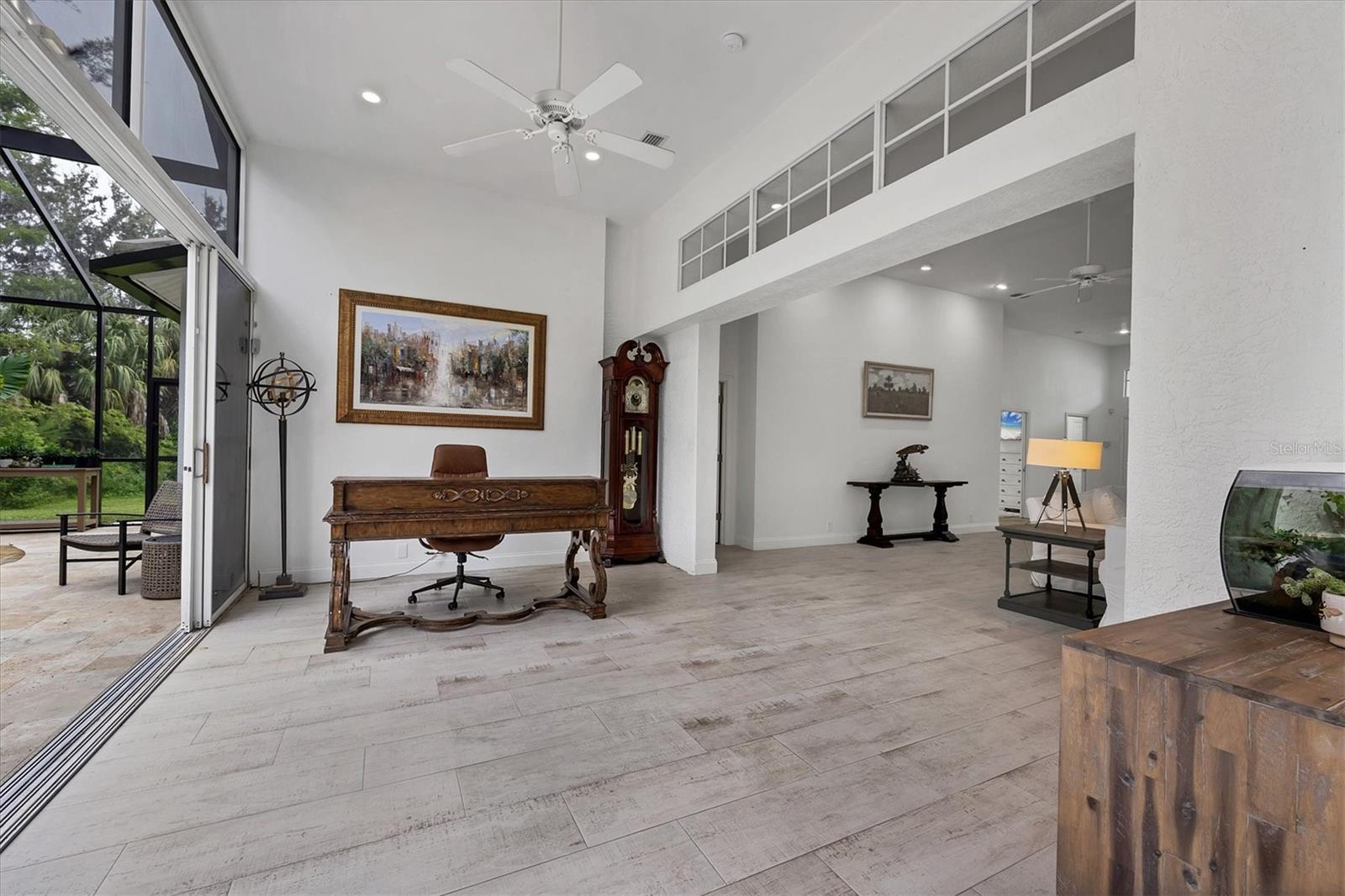 UNIVERSITY PARK COUNTRY CLUB - Residential