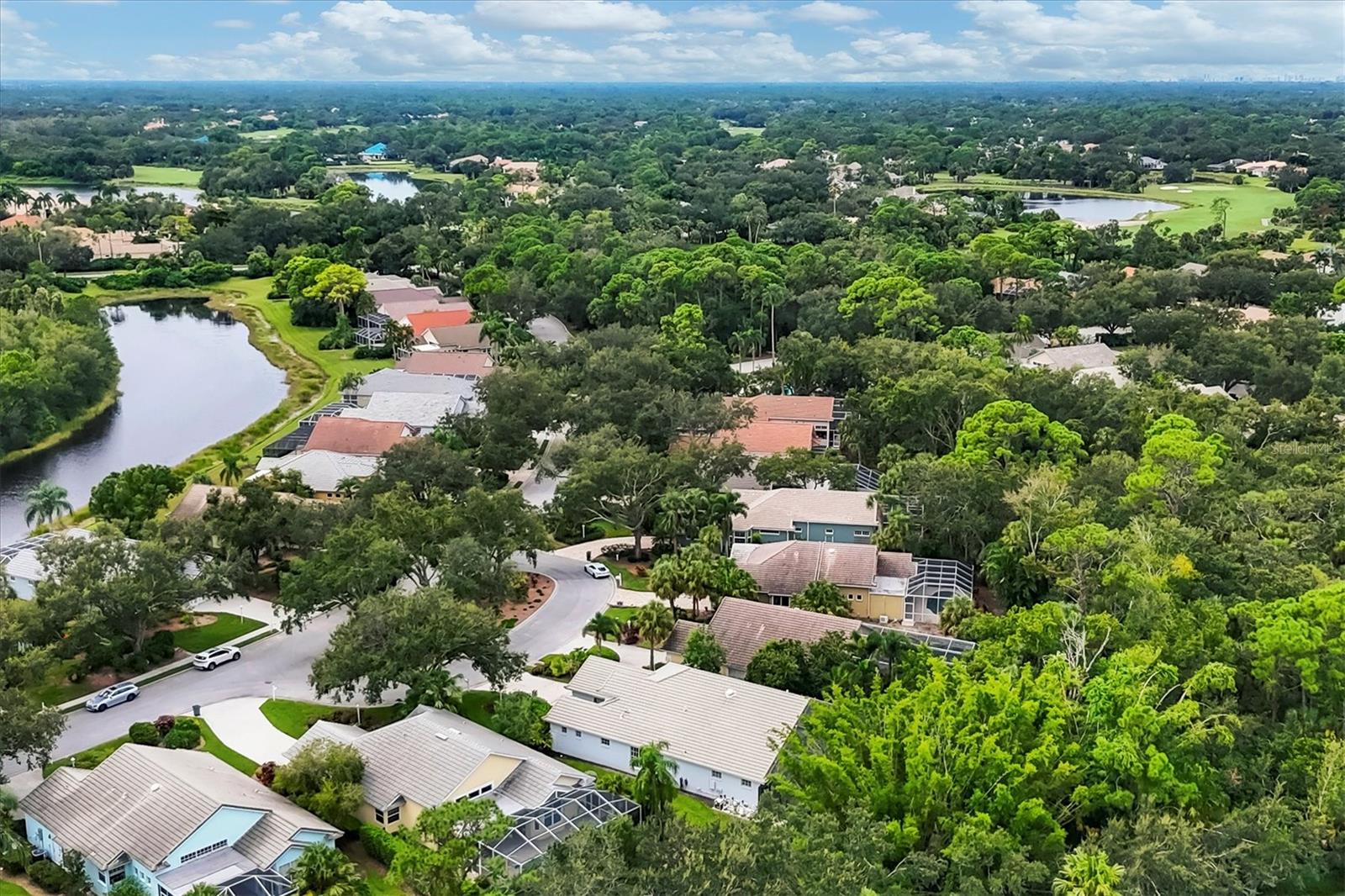 UNIVERSITY PARK COUNTRY CLUB - Residential