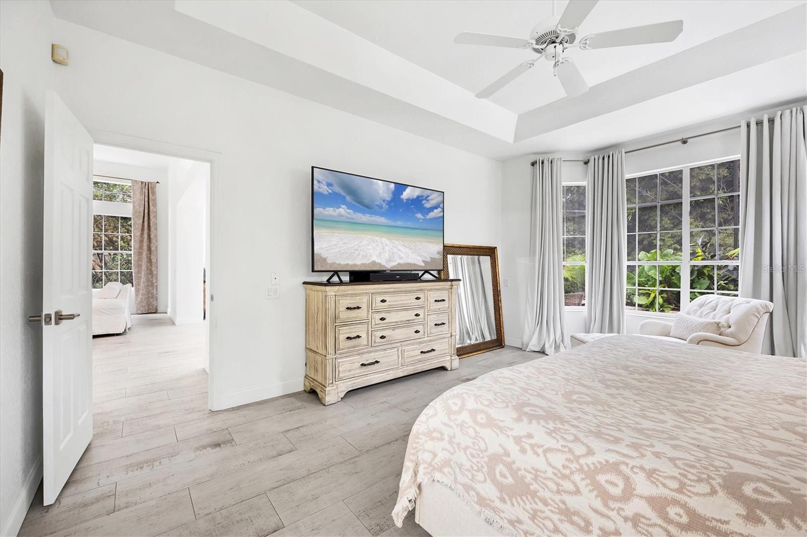 UNIVERSITY PARK COUNTRY CLUB - Residential