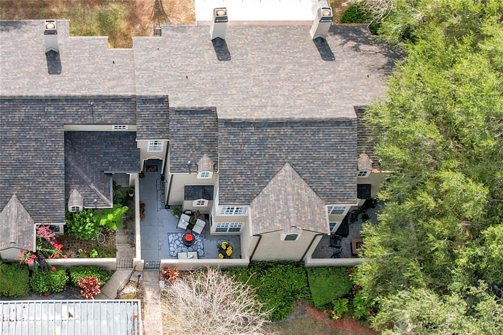 BARCLAY PLACE A CONDOMINIUM - Residential