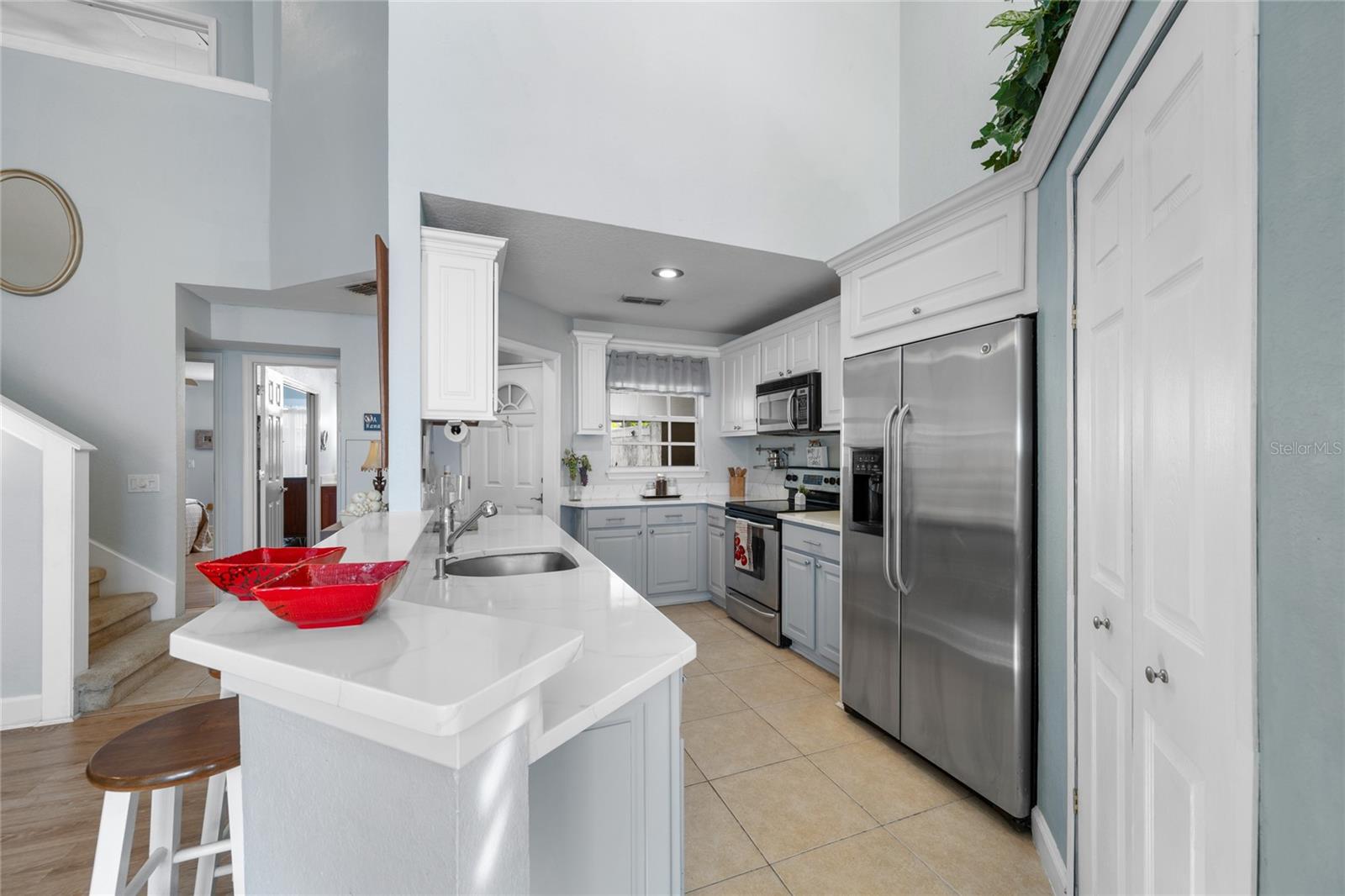 BARCLAY PLACE A CONDOMINIUM - Residential