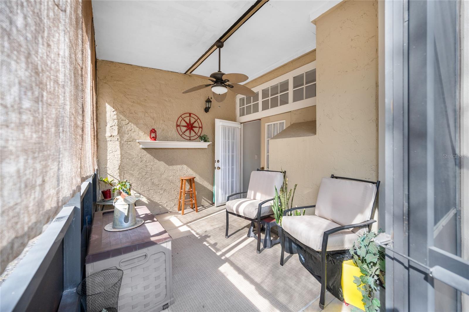 BARCLAY PLACE A CONDOMINIUM - Residential