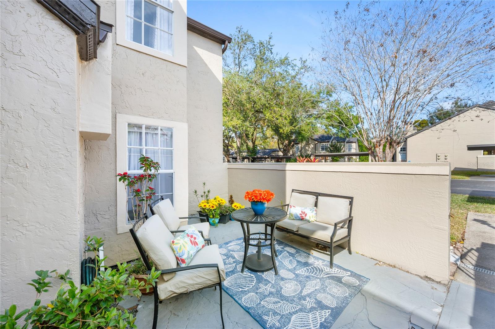 1523 FARRINDON CIRCLE 1523