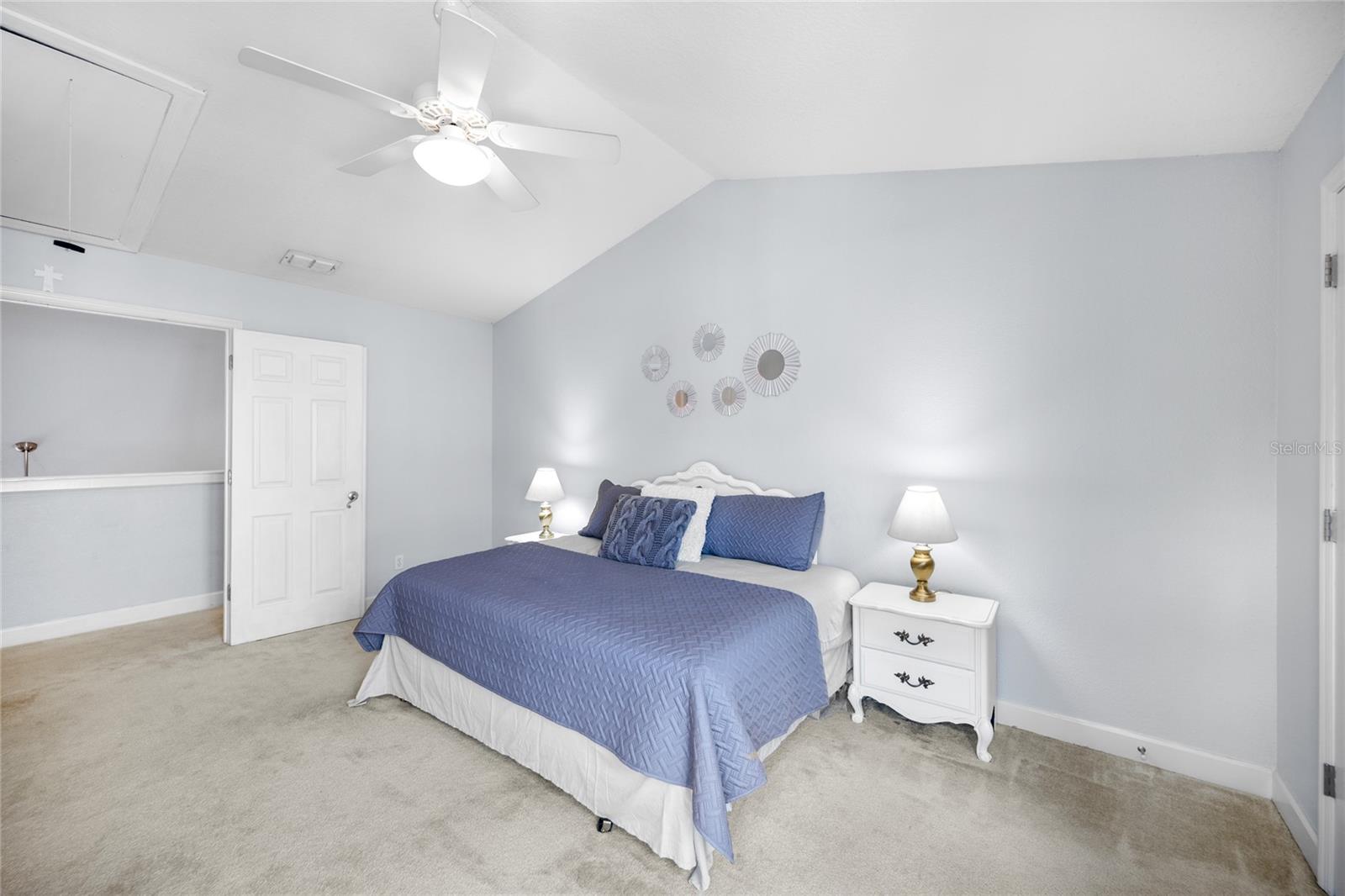 BARCLAY PLACE A CONDOMINIUM - Residential