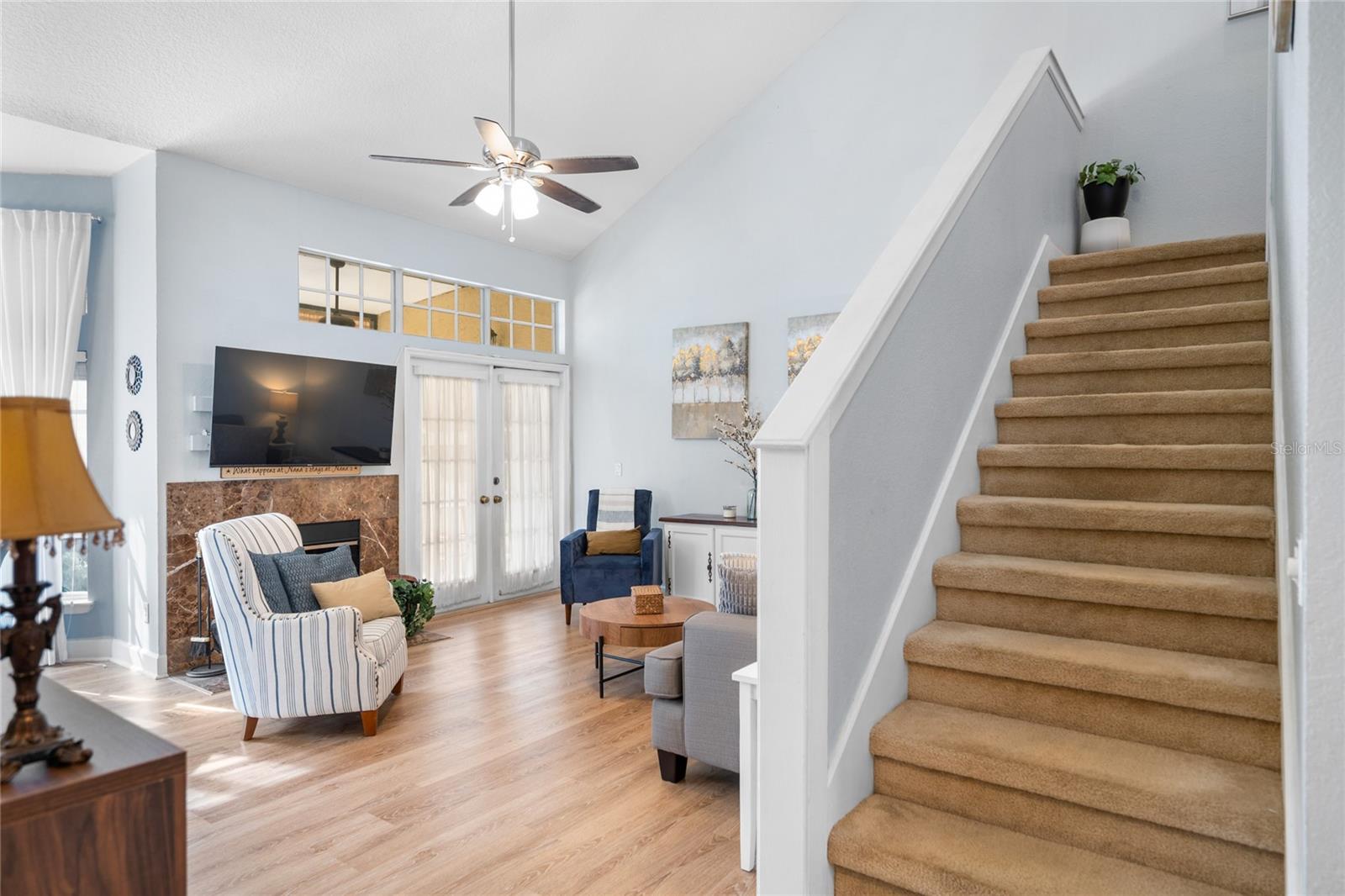 BARCLAY PLACE A CONDOMINIUM - Residential