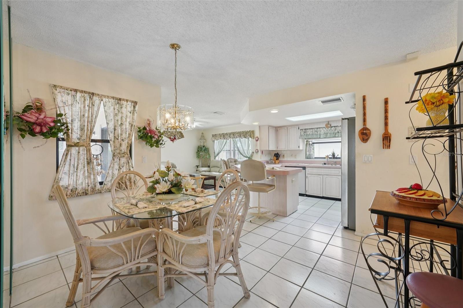 FAIRWAY OAKS - Residential