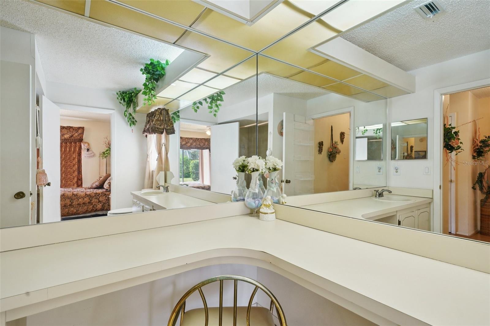 FAIRWAY OAKS - Residential