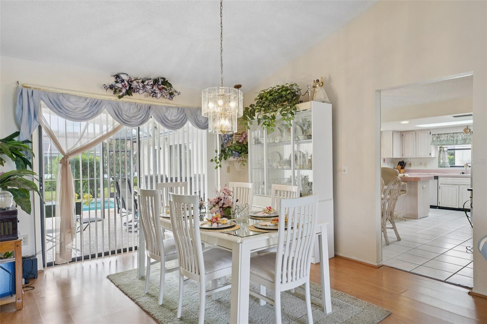FAIRWAY OAKS - Residential