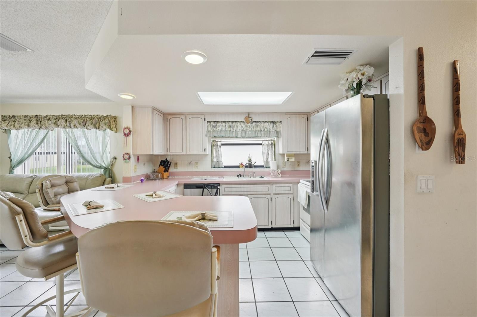 FAIRWAY OAKS - Residential