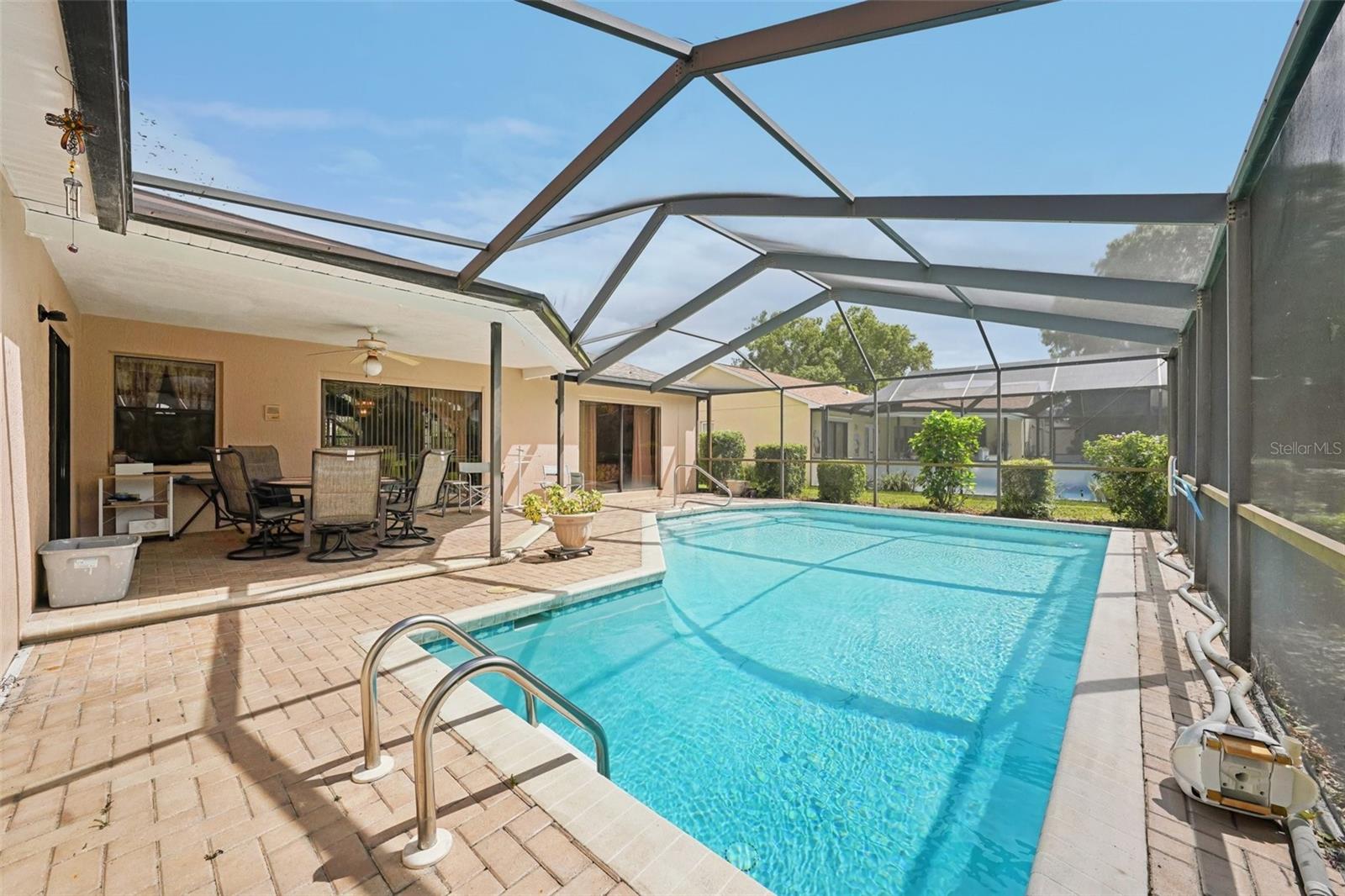FAIRWAY OAKS - Residential