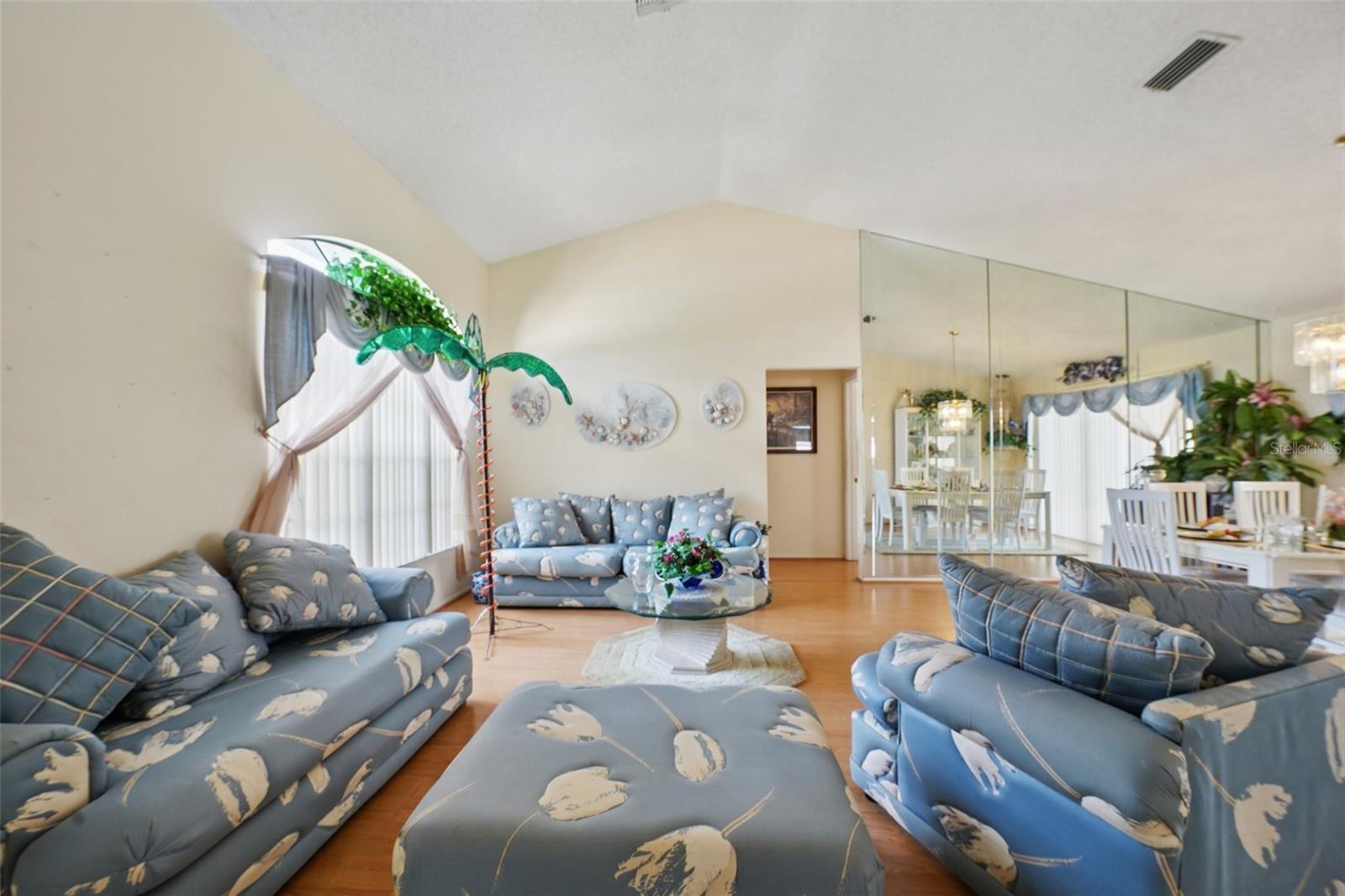 FAIRWAY OAKS - Residential