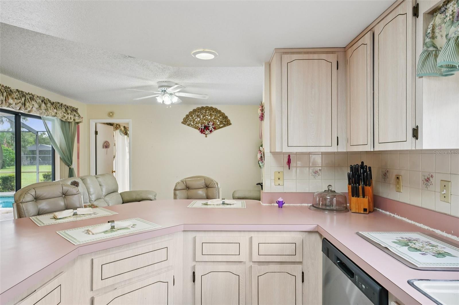 FAIRWAY OAKS - Residential