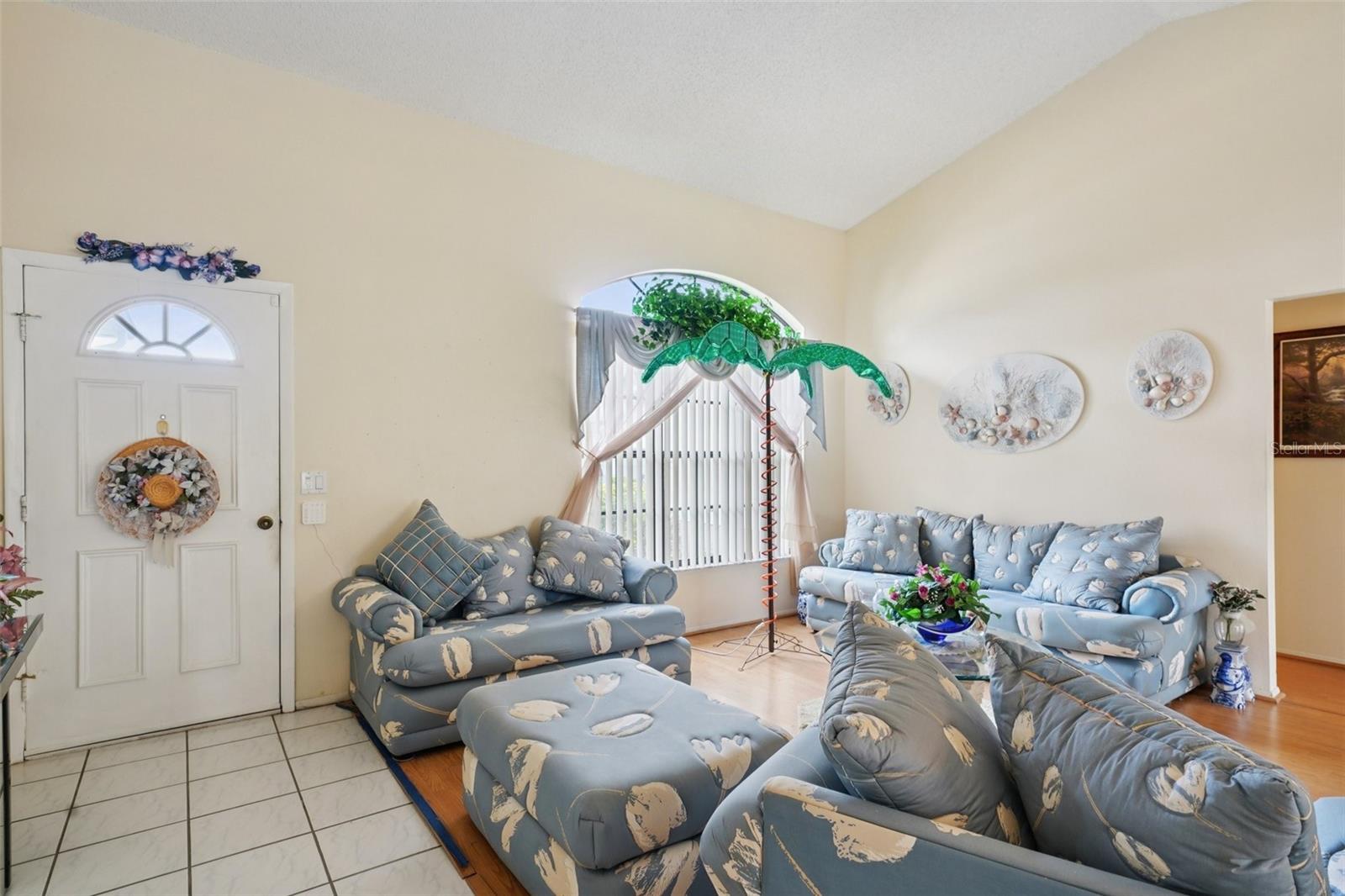 FAIRWAY OAKS - Residential