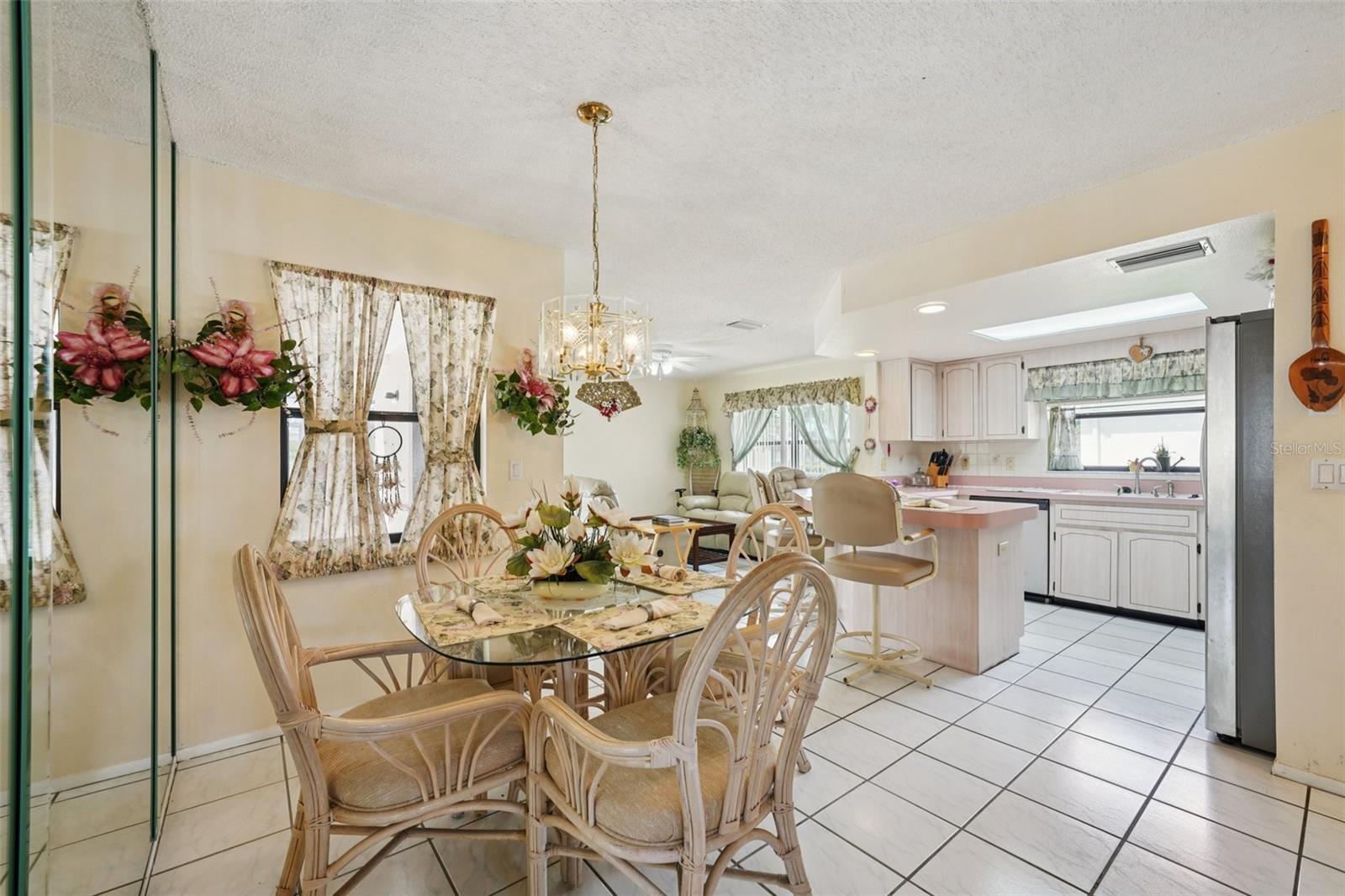 FAIRWAY OAKS - Residential