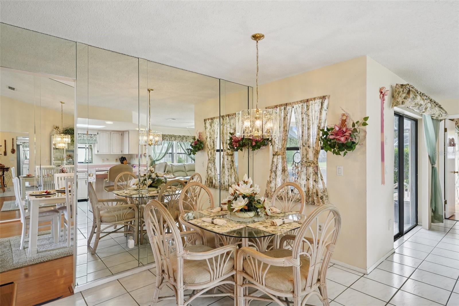 FAIRWAY OAKS - Residential