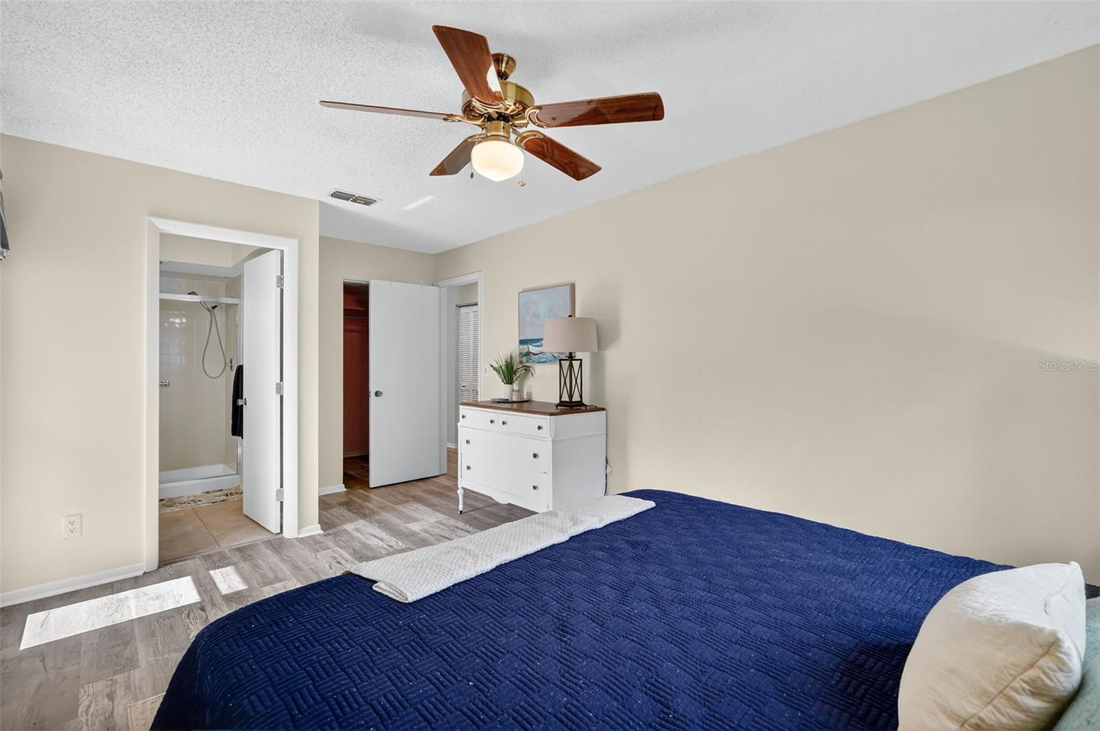 VILLA CONDO I - Residential