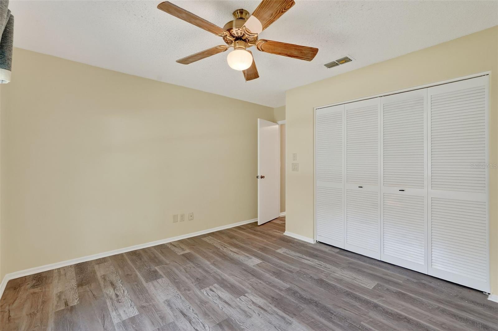 VILLA CONDO I - Residential