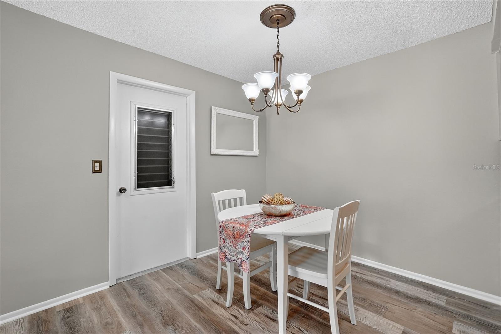 VILLA CONDO I - Residential