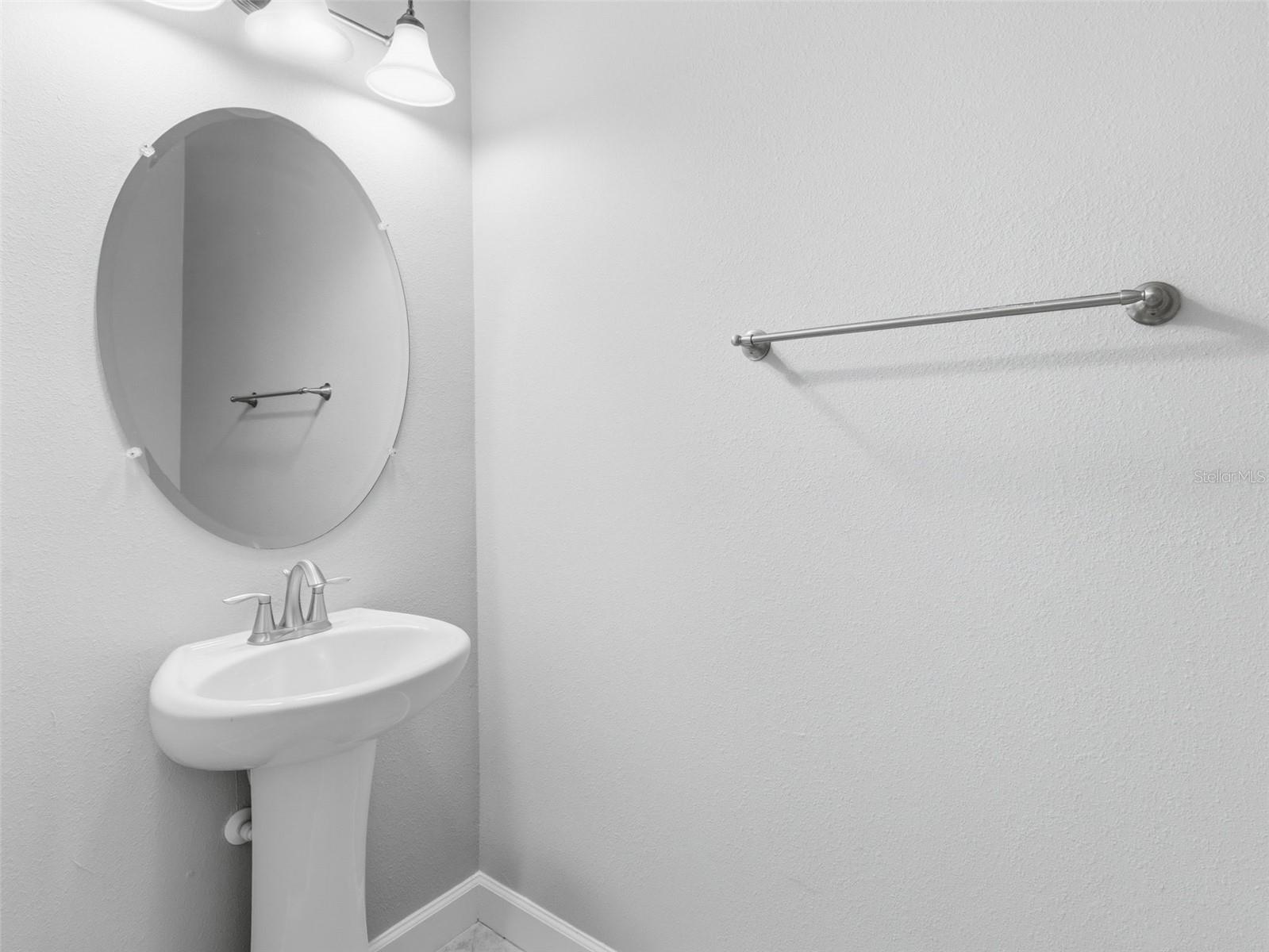 HIDDEN OAKS TWNHMS - Residential Lease