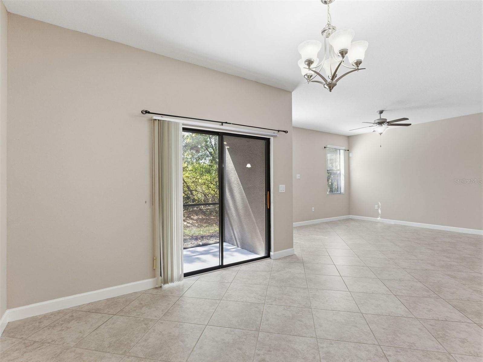 HIDDEN OAKS TWNHMS - Residential Lease