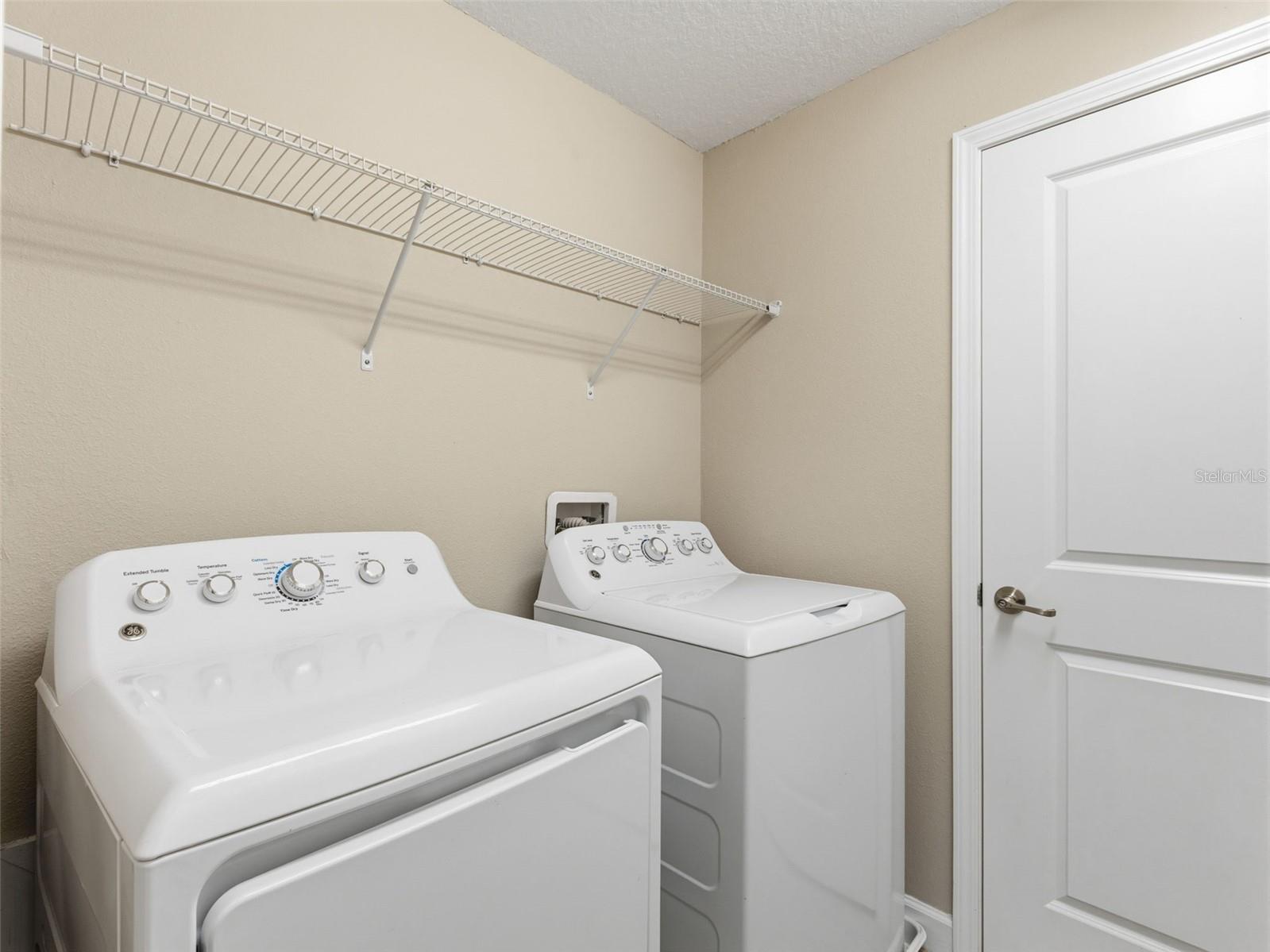 HIDDEN OAKS TWNHMS - Residential Lease