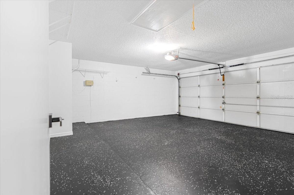 HUNTERS CREEK TR 350 PH 01 - Residential