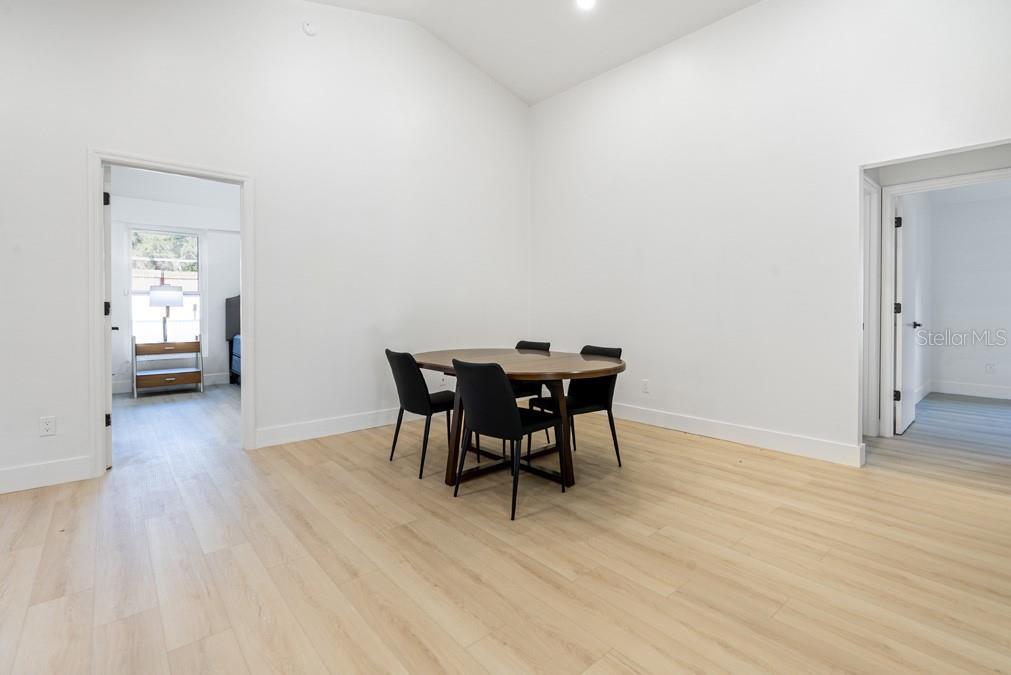 HUNTERS CREEK TR 350 PH 01 - Residential