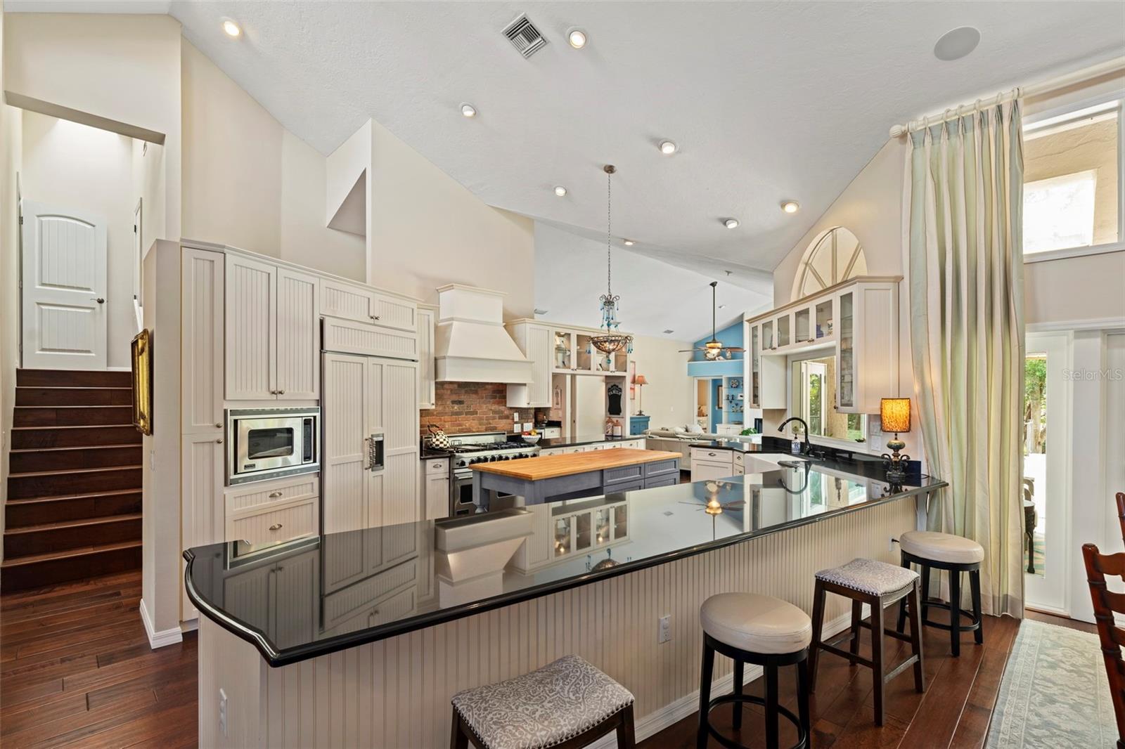 DREAM ISLAND - Residential