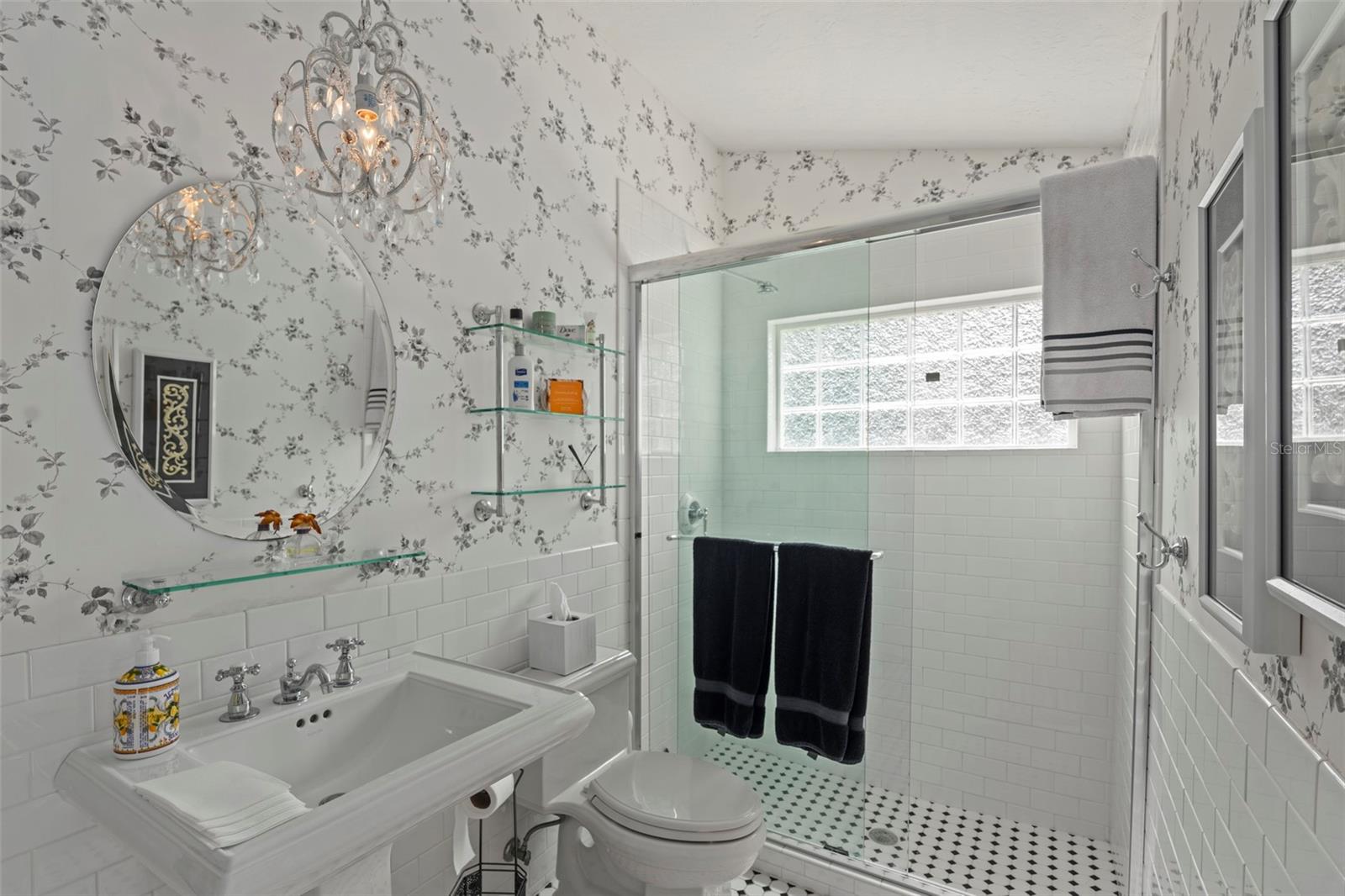 DREAM ISLAND - Residential