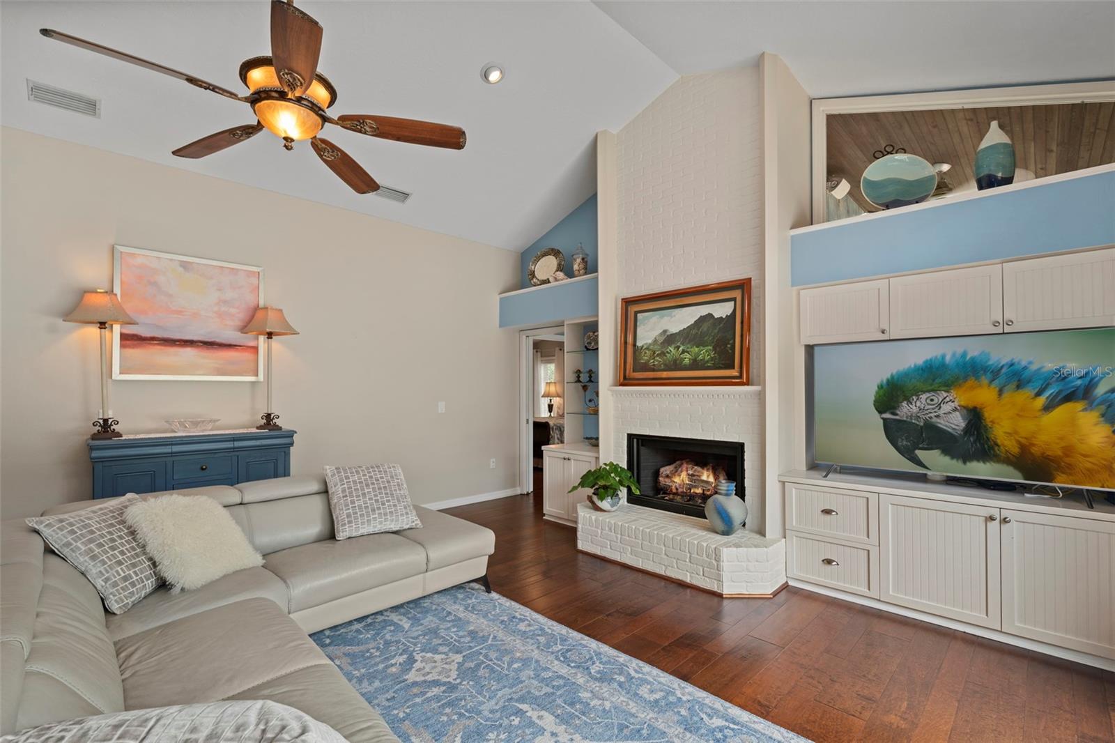 DREAM ISLAND - Residential