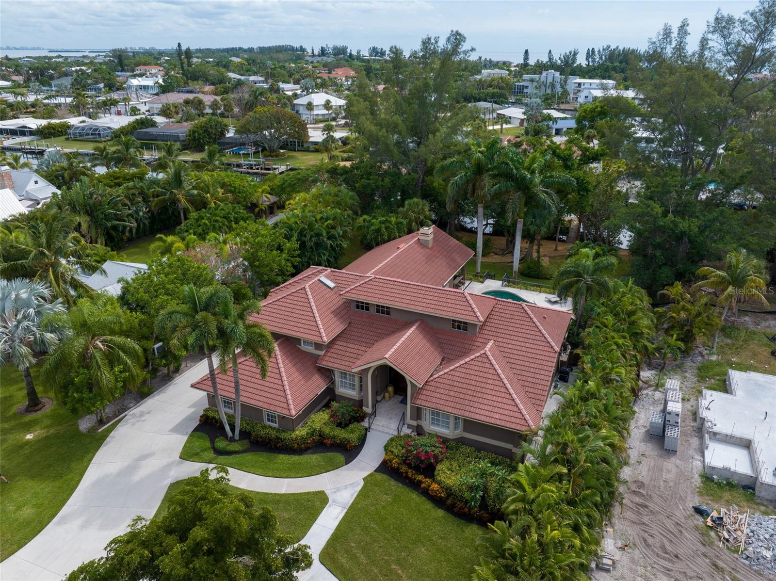 DREAM ISLAND - Residential