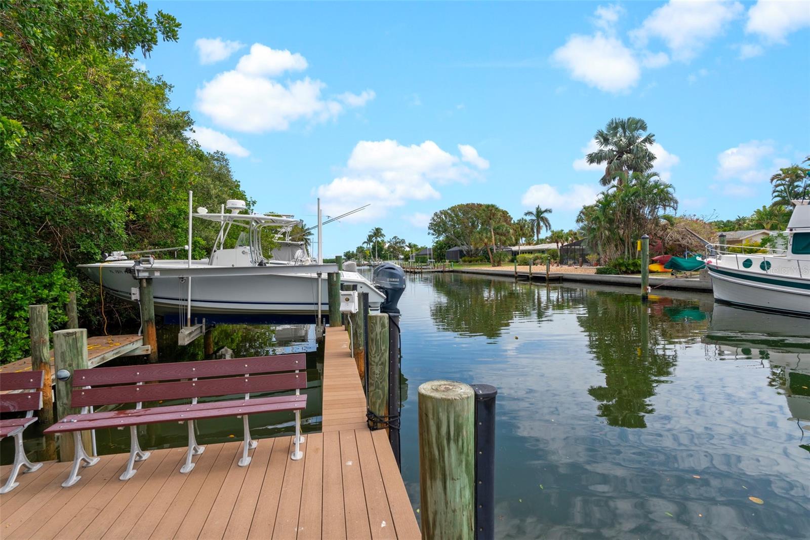 DREAM ISLAND - Residential